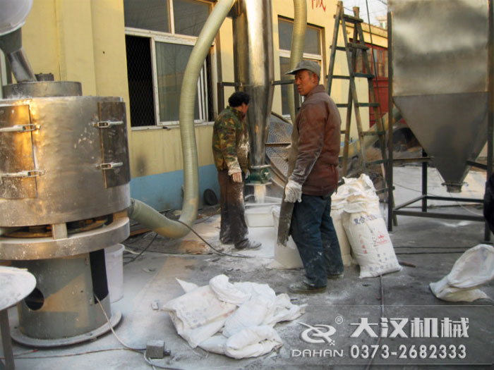 立式氣流篩試機(jī)展示 立式氣流篩試機(jī)展示